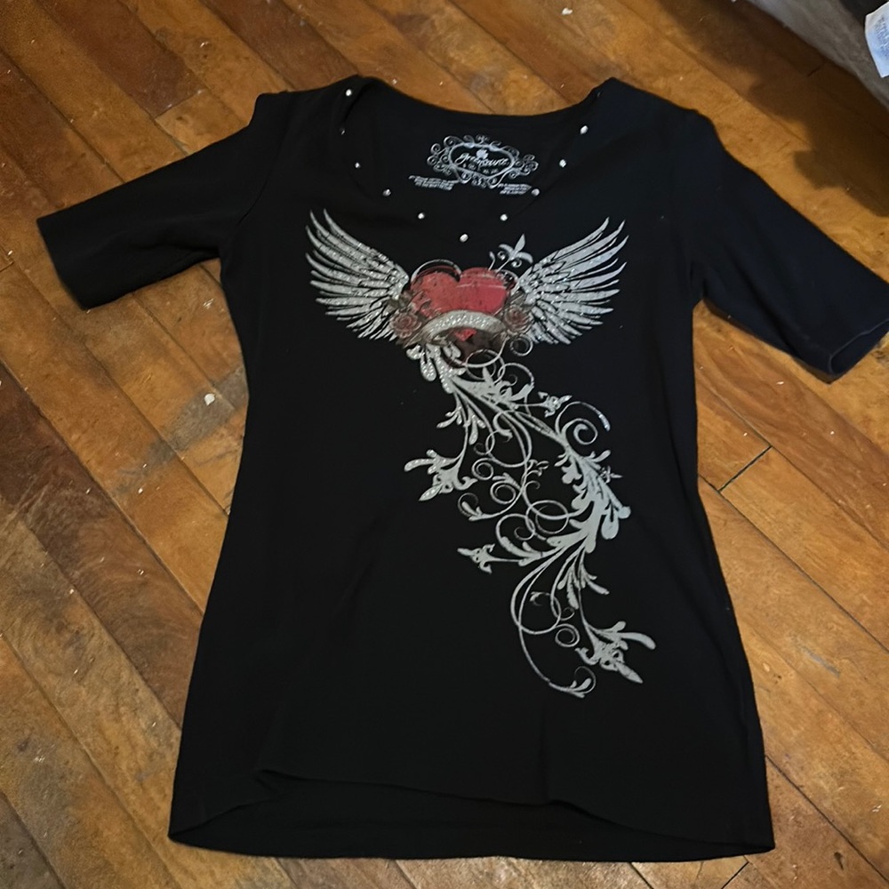 Greeysource size small women’s shirt black, red, white w gems